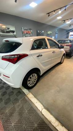 HYUNDAI HB20 1.0 UNIQUE 12V FLEX 4P MANUAL